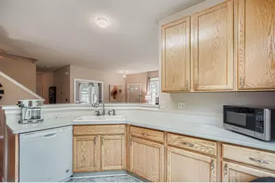 16373 Javari Court, Lakeville, MN 55044 - Photo 11