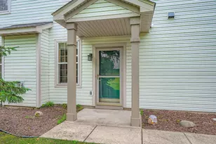 16373 Javari Ct, Lakeville, MN 55044 - Photo 3