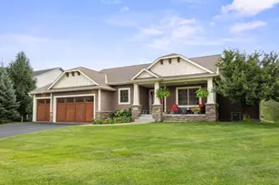 1069 Symphony Ln, Chaska, MN 55318 - Photo 31