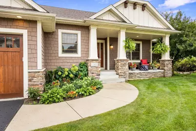 1069 Symphony Lane, Chaska, MN 55318 - Photo 3