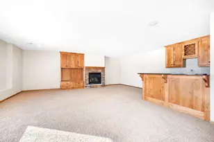 1069 Symphony Ln, Chaska, MN 55318 - Photo 21