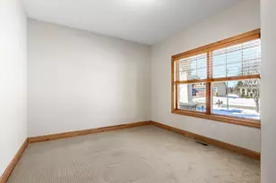 1069 Symphony Ln, Chaska, MN 55318 - Photo 17