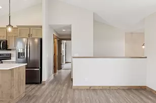 199 Wood Duck Ln, Baldwin, WI 54002 - Photo 7