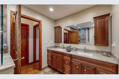 6317 Oak Meadow Lane NW, Rochester, MN 55901 - Photo 19