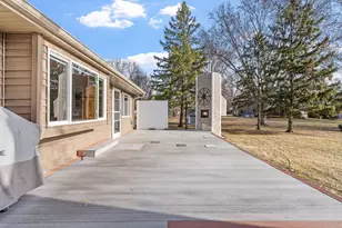 1144 Waldon Pl, Arden Hills, MN 55112 - Photo 9