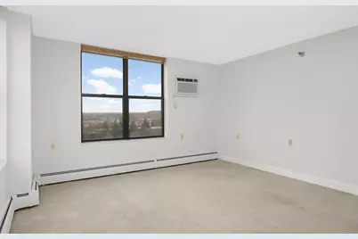 7600 Golden Valley Road #706, Golden Valley, MN 55427 - Photo 7