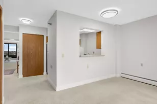 7600 Golden Valley Rd, Golden Valley, MN 55427 - Photo 5