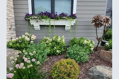 11472 Sunflower Lane N, Lake Elmo, MN 55042 - Photo 3