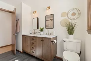 13413 Arthur St W, Minnetonka, MN 55305 - Photo 21