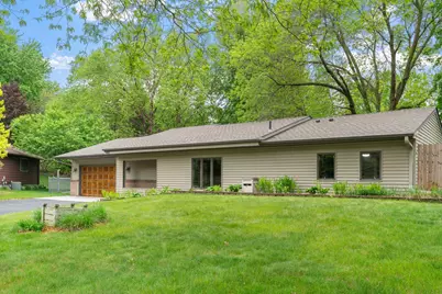 9069 Jeffery Avenue S, Cottage Grove, MN 55016 - Photo 5