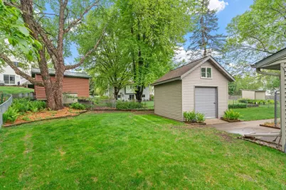9069 Jeffery Avenue S, Cottage Grove, MN 55016 - Photo 7