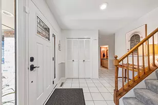 562 Maple Dr, Owatonna, MN 55060 - Photo 5