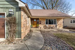 562 Maple Dr, Owatonna, MN 55060 - Photo 3