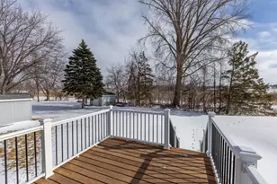 5622 Jeffery Ave SW, Howard Lake, MN 55349 - Photo 3