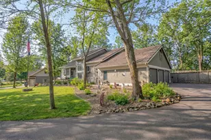 2715 Cherry Blossom Ln, Menomonie, WI 54751 - Photo 29