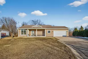 4320 Daffodil Ave SE, Rochester, MN 55904 - Photo 33