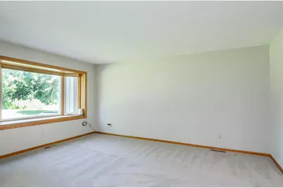 9860 Palm Street NW, Coon Rapids, MN 55433 - Photo 11