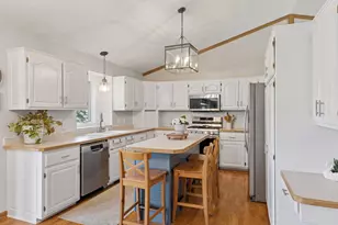 29102 Golf Ln, Lindstrom, MN 55045 - Photo 7