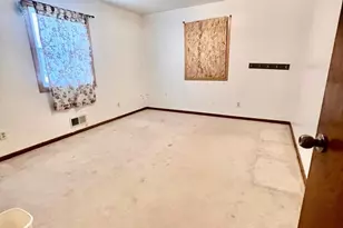 578 Elfelt St, Saint Paul, MN 55103 - Photo 9