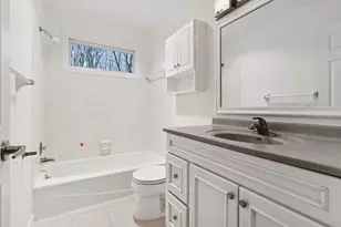 13124 April Ln, Minnetonka, MN 55305 - Photo 37