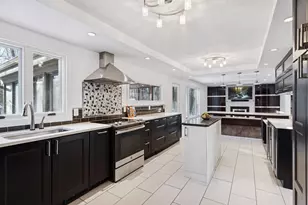 13124 April Ln, Minnetonka, MN 55305 - Photo 15