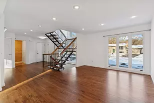 13124 April Ln, Minnetonka, MN 55305 - Photo 11