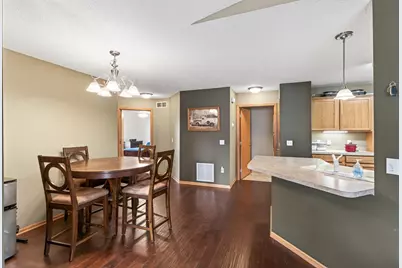 830 Roundhouse Street, Shakopee, MN 55379 - Photo 7