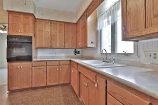 208 Center Ave, Center City, MN 55012 - Photo 23