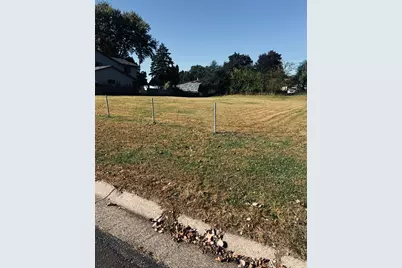 3Xx Belmont Lane E, Maplewood, MN 55117 - Photo 1