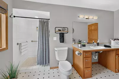 25710 Oakman Avenue, Lindstrom, MN 55045 - Photo 29