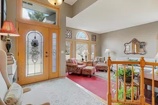 9113 Barrington Terrace, Brooklyn Park, MN 55443 - Photo 5