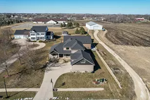 807 Timothy Dr SE, Stewartville, MN 55976 - Photo 7