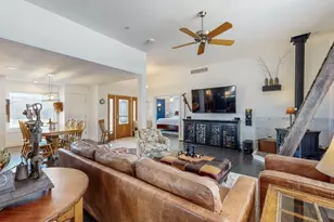 807 Timothy Dr SE, Stewartville, MN 55976 - Photo 11