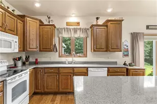 16122 361st St, Stanley, WI 54768 - Photo 17