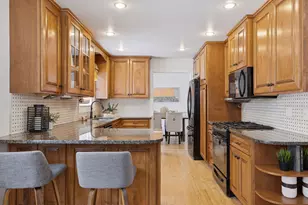 14116 Frontier Ln, Burnsville, MN 55337 - Photo 15