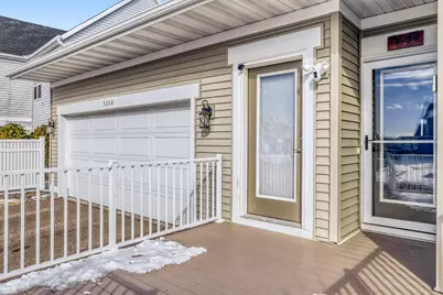 5208 95th Lane N, Brooklyn Park, MN 55443 - Photo 3