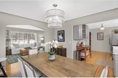 896 Nevada Avenue W, Saint Paul, MN 55117 - Photo 9