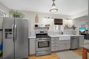 896 Nevada Ave W, Saint Paul, MN 55117 - Photo 11