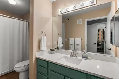 645 N 1st Street #139, Minneapolis, MN 55401 - Photo 21