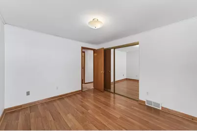 2395 Cardinal Drive, New Richmond, WI 54017 - Photo 15