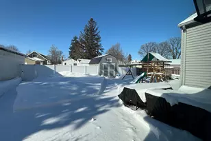 911 Main Ave N, Thief River Falls, MN 56701 - Photo 23