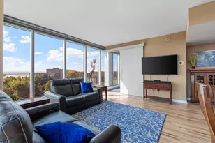 8151 33rd Ave S, Bloomington, MN 55425 - Photo 11