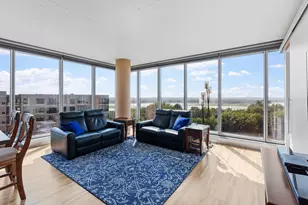 8151 33rd Ave S, Bloomington, MN 55425 - Photo 9