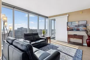 8151 33rd Ave S, Bloomington, MN 55425 - Photo 25