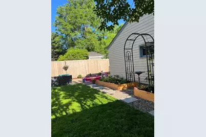 1479 Van Buren Avenue, Saint Paul, MN 55104 - Photo 45