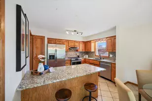 10365 Buckingham Dr, Eden Prairie, MN 55347 - Photo 21