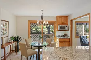 10365 Buckingham Dr, Eden Prairie, MN 55347 - Photo 17