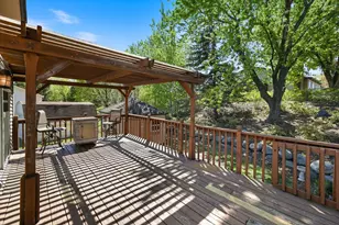 10365 Buckingham Dr, Eden Prairie, MN 55347 - Photo 51