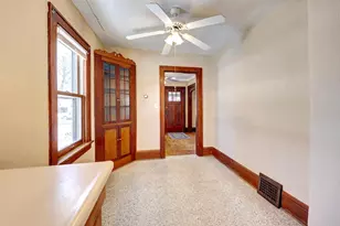 2036 Stillwater Ave E, Saint Paul, MN 55119 - Photo 11