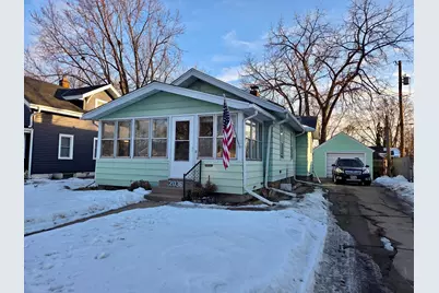 2036 Stillwater Avenue E, Saint Paul, MN 55119 - Photo 1